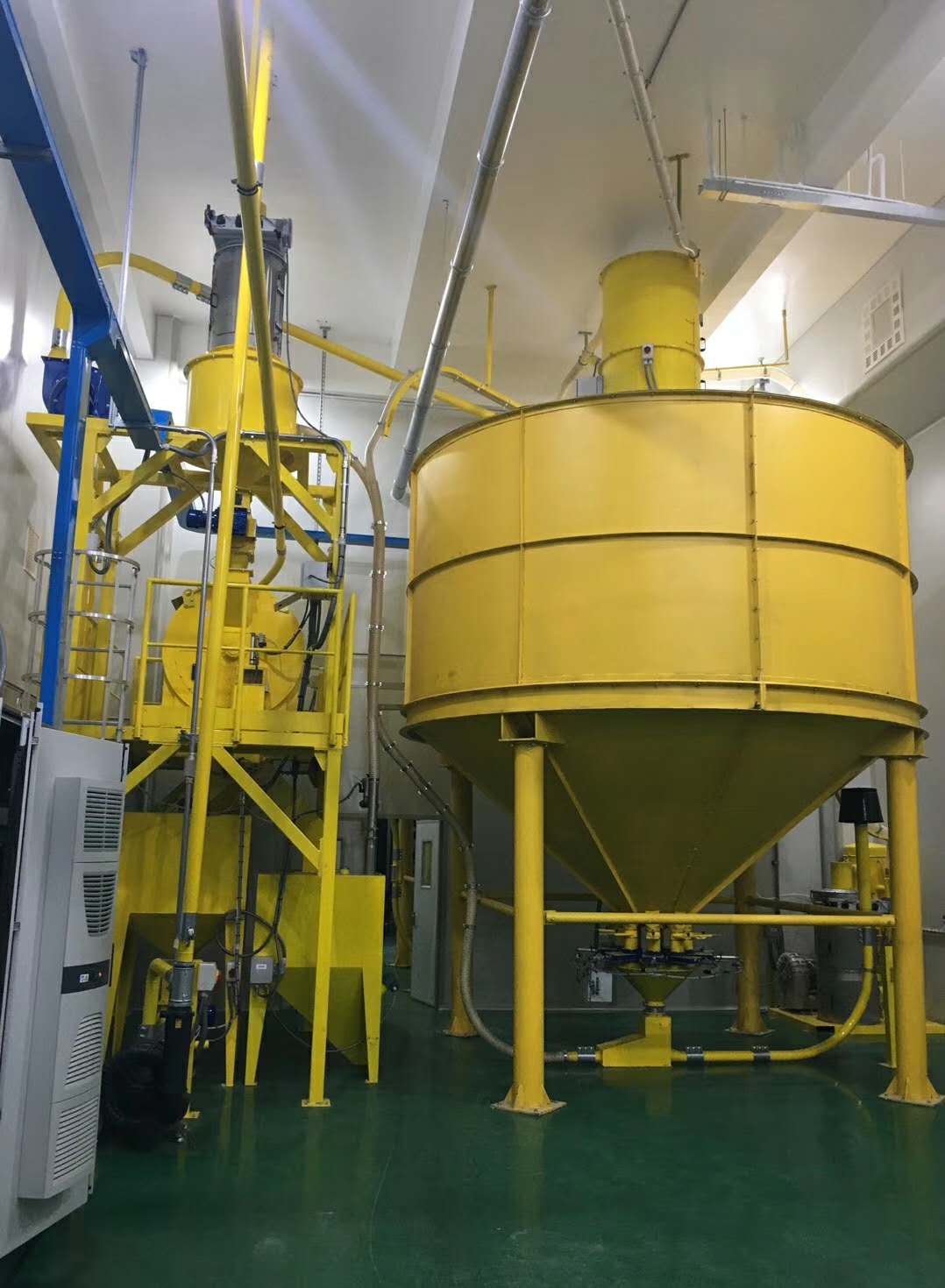 自動破袋機
